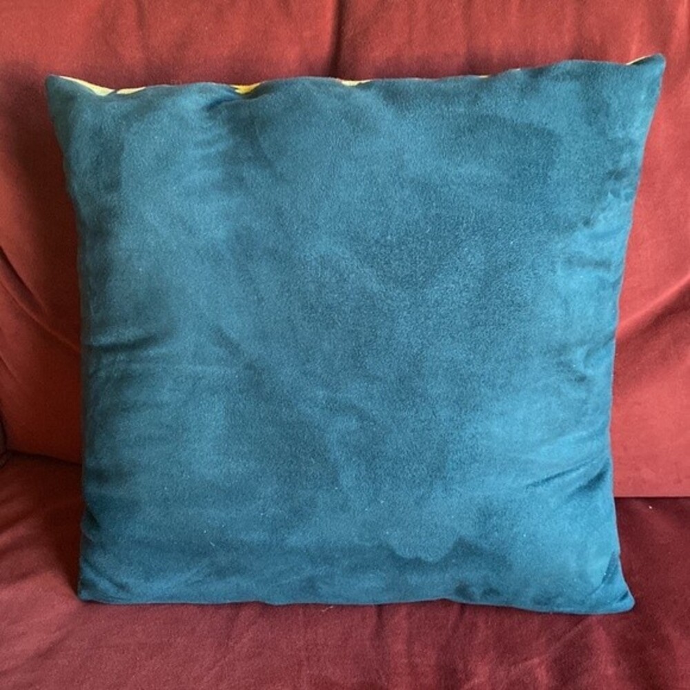 Moroccan BoHo vibe 15 in.² pillow woven pattern front solid dark blue in back - Picture 5 of 6
